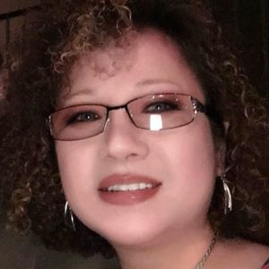 Meet your Posher, Eva